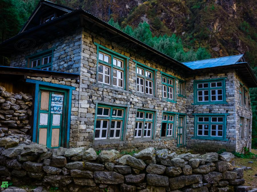 On the way from Monjo to Lukla
