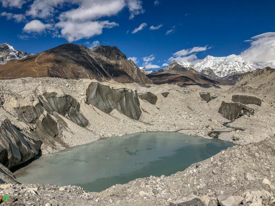 Crossing the Ngozumpa Glacier to Gokyo