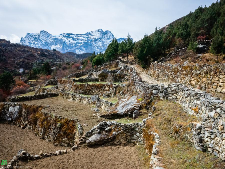 On the way from Dole to Namche Bazar.