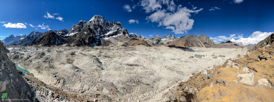 Crossing the Ngozumpa Glacier to Gokyo